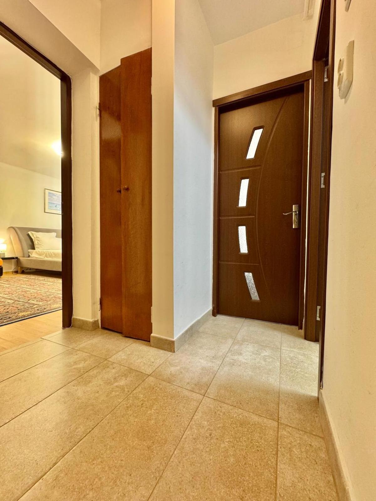 Sunrise Apartment Bucharest Luaran gambar